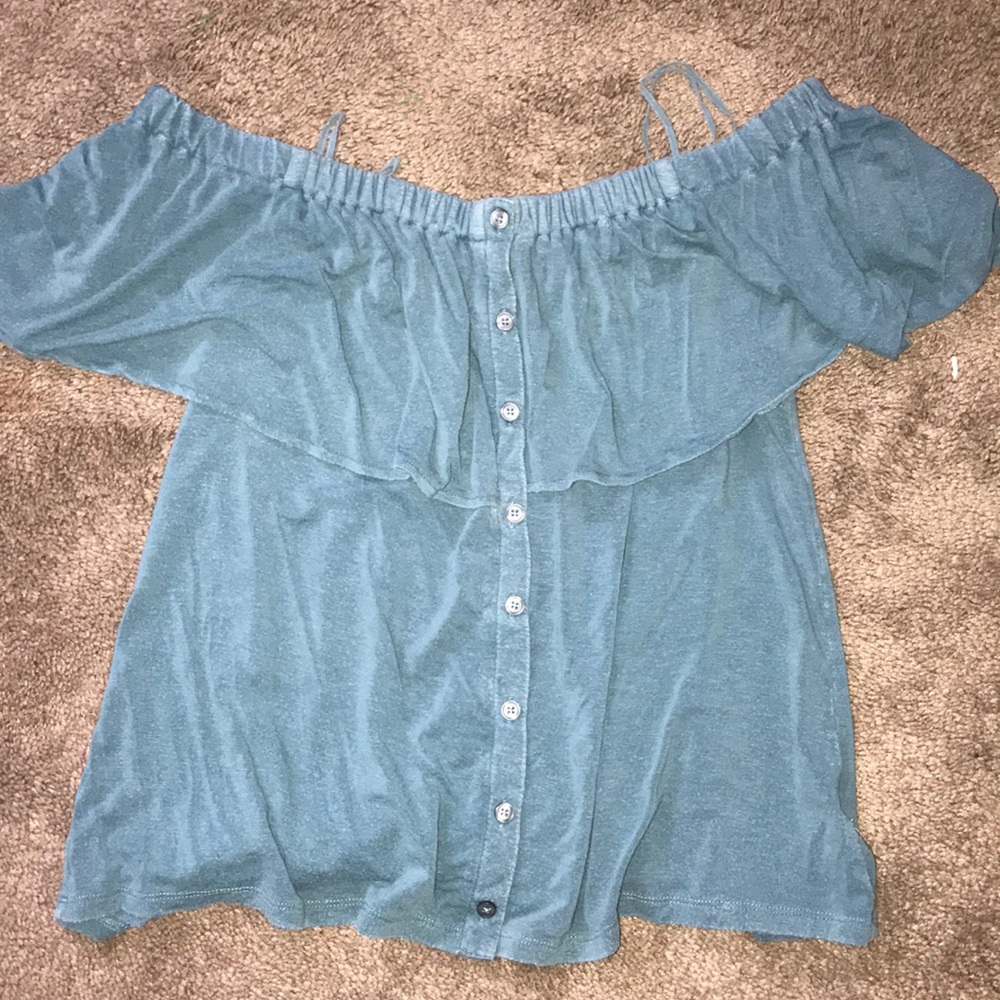 American eagle off the shoulder top